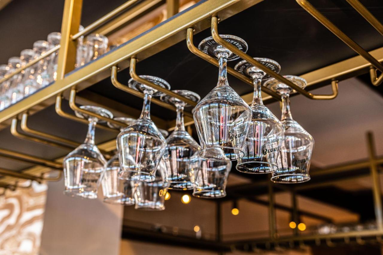 Bistrotel 'T Amsterdammertje Nieuwersluis Экстерьер фото
